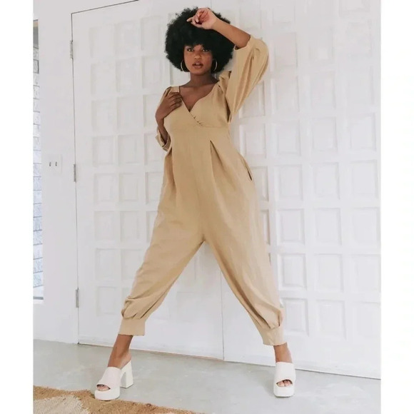 New Free People Lotta Love Jumpsuit Romper Onesie Puff Sleeve in Tan Brown Small - Picture 4 of 12